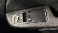 Renault Clio 1.0 TCe 100 Iconic 5dr Petrol Hatchback